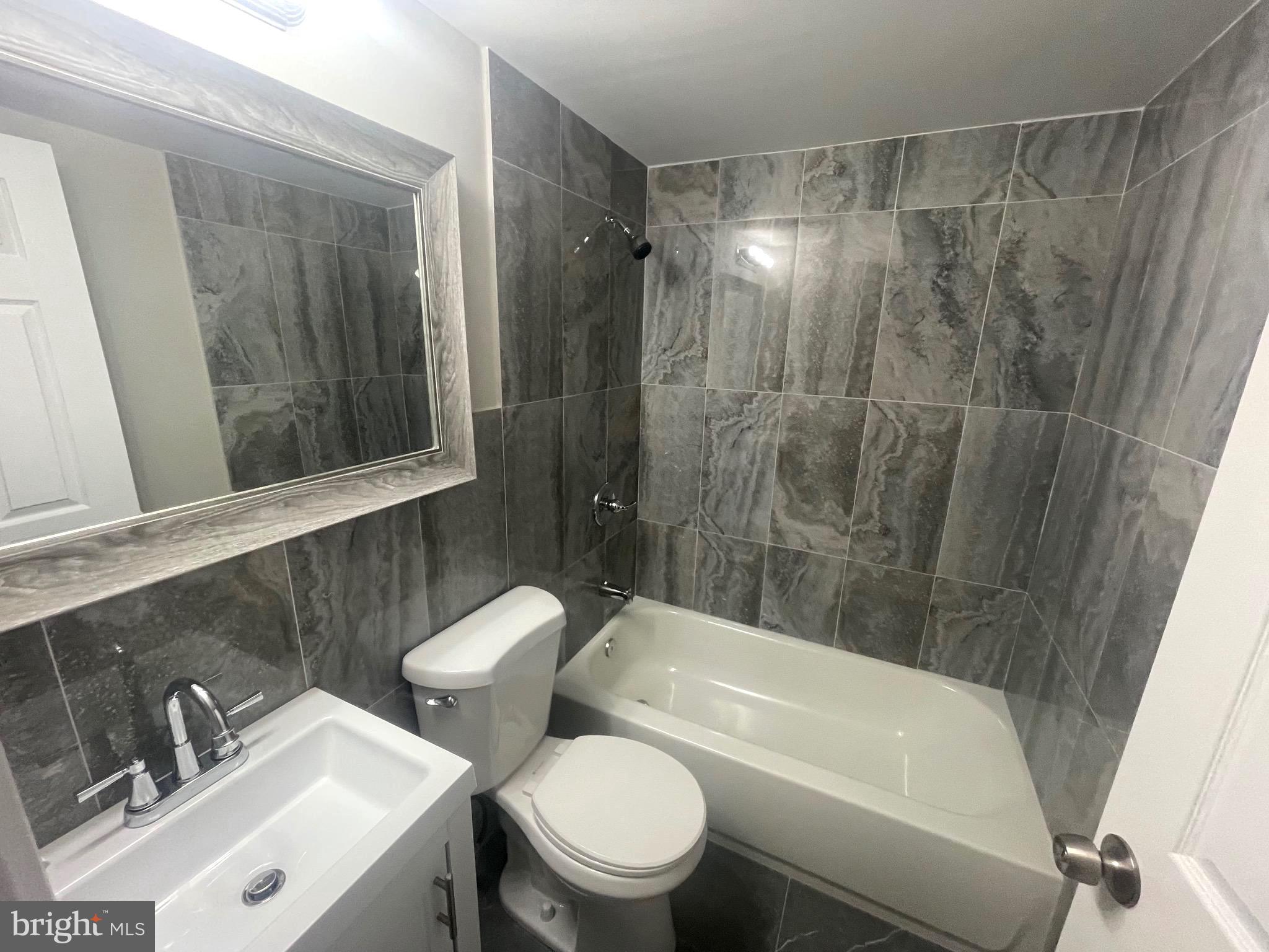 8408 Temple Road Philadelphia, PA 19150 - Photo 7 of 15