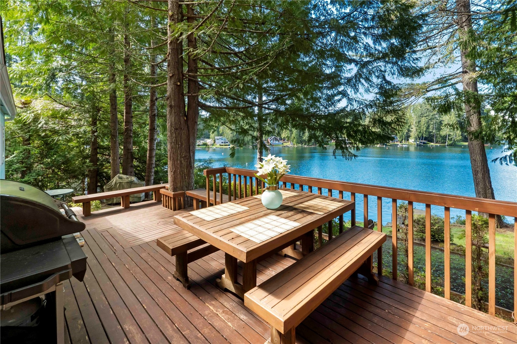 730 East Phillips Lake Loop Road Shelton, WA 98584 - Photo 4 of 28 Gallery Image 4