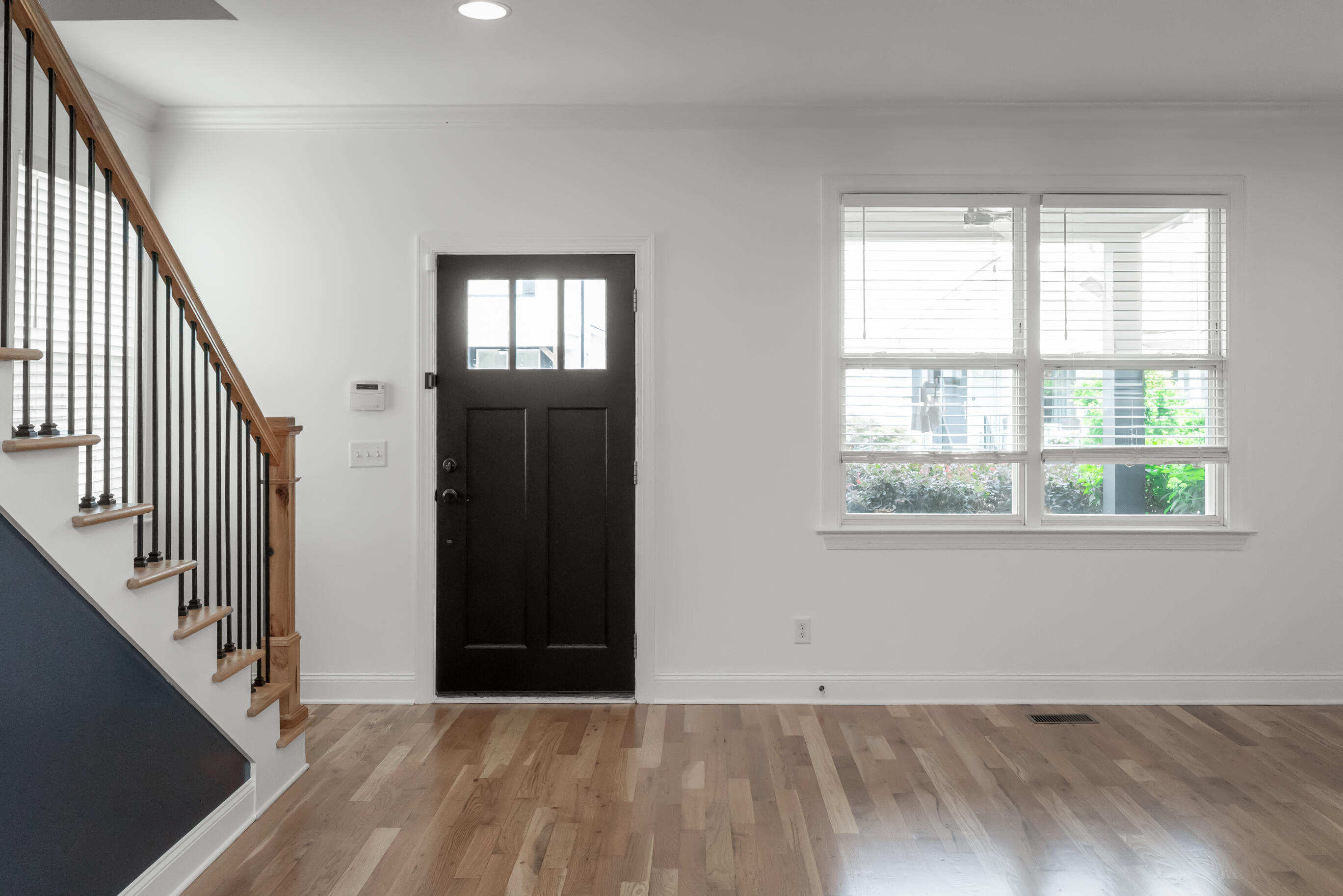1444 Madison Street Chattanooga, TN 37408 - Photo 2 of 34 _DSC2041-Edit