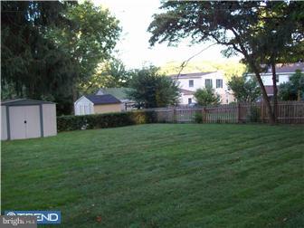 713 Fern Road Glenside, PA 19038 - Photo 2 of 7 Exterior Back