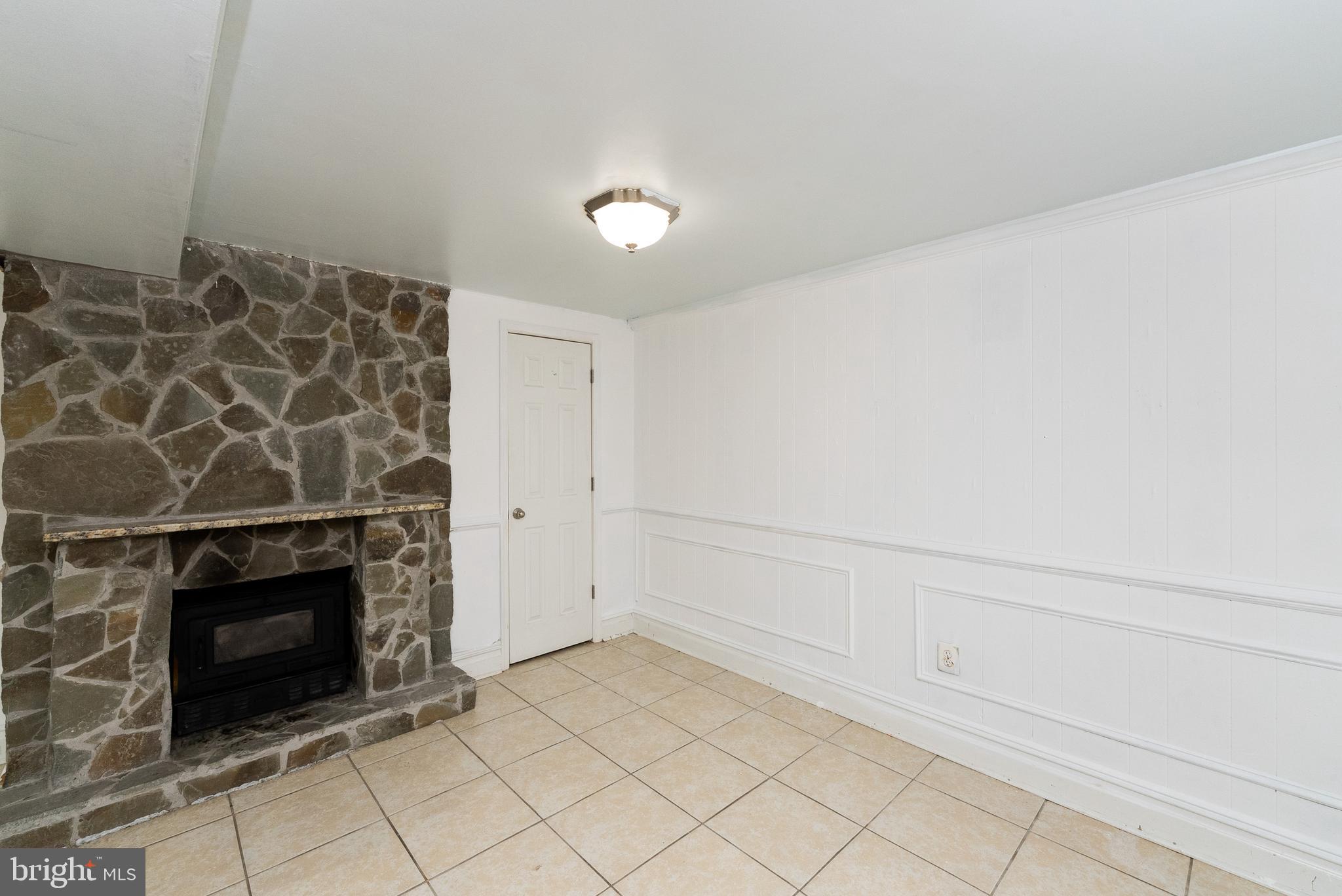 13513 Delaney Road Woodbridge, VA 22193 - Photo 30 of 44 Gallery Image 30