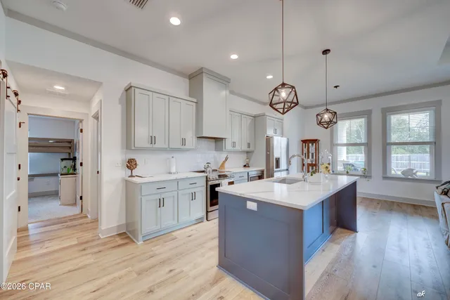 $499,000 | 103 Lakeview Terrace, Lynn Haven, FL 32444