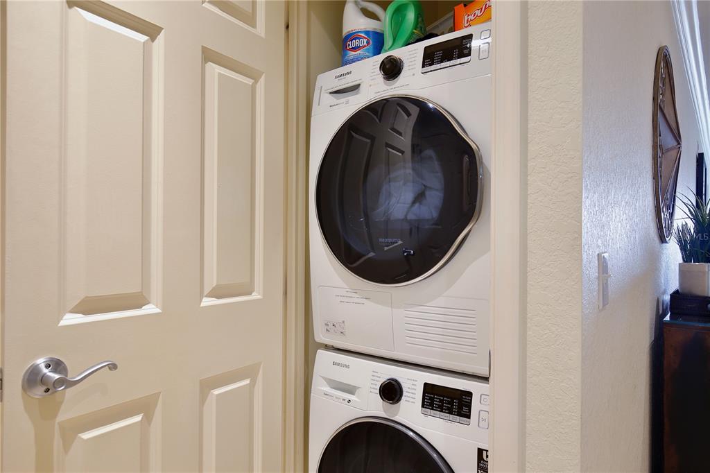 7604 Sandy Ridge Drive, Unit 402 Kissimmee, FL 34747 - Photo 16 of 20 Laundry
