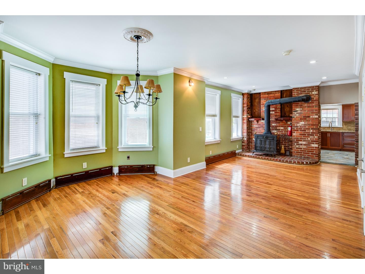 4404 Rhawn Street Philadelphia, PA 19136 - Photo 3 of 24 Great Room