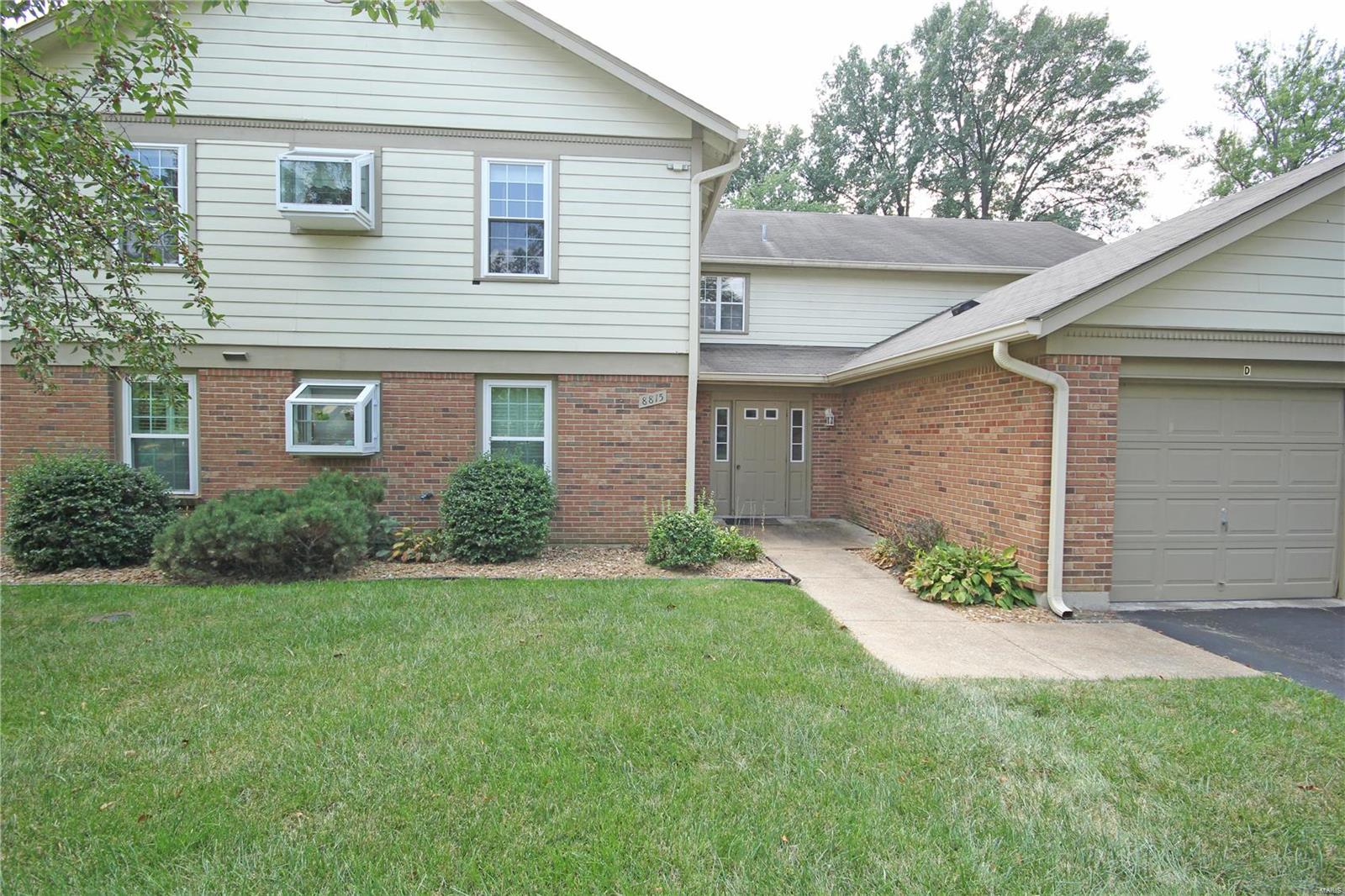 8815 Pardee Forest Drive, Unit C St. Louis, MO 63123 - Photo 1 of 31