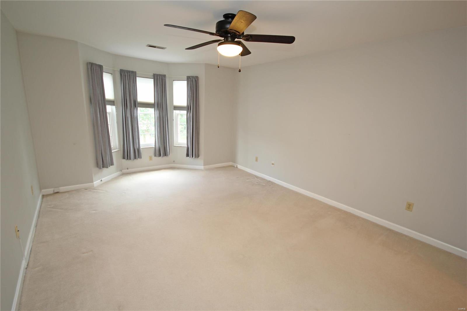 8815 Pardee Forest Drive, Unit C St. Louis, MO 63123 - Photo 12 of 31