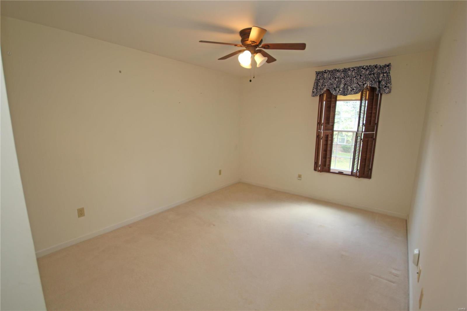8815 Pardee Forest Drive, Unit C St. Louis, MO 63123 - Photo 17 of 31