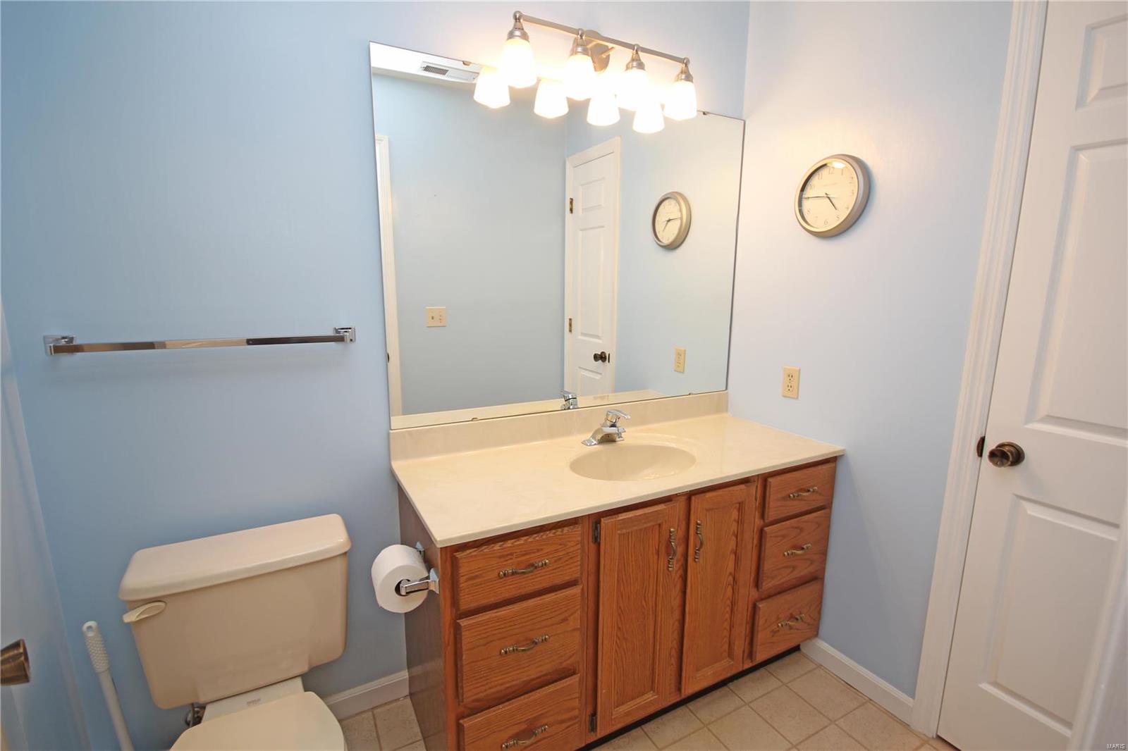 8815 Pardee Forest Drive, Unit C St. Louis, MO 63123 - Photo 18 of 31