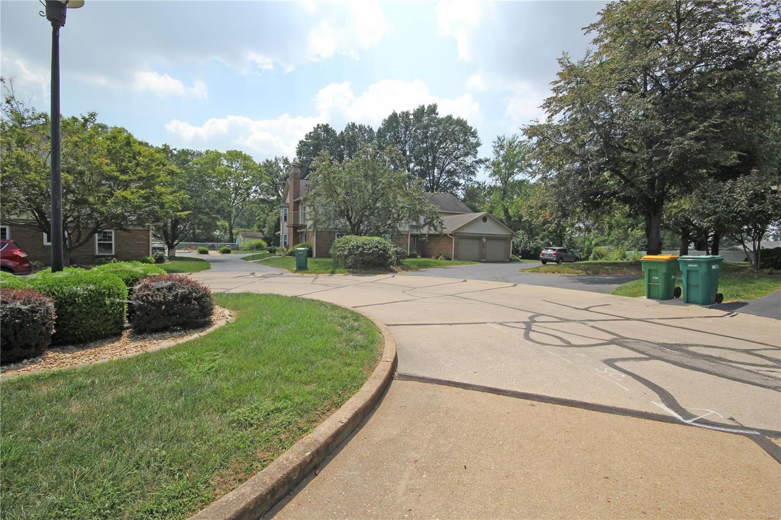 8815 Pardee Forest Drive, Unit C St. Louis, MO 63123 - Photo 31 of 31