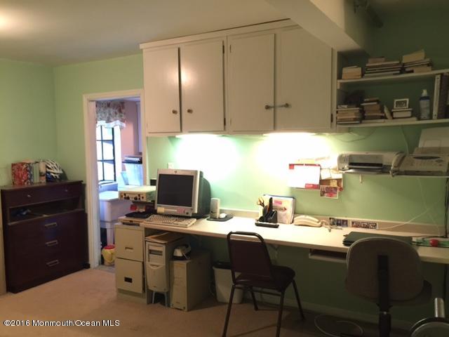 500 Frank Applegate Road Jackson, NJ 08527 - Photo 17 of 33 lanko office