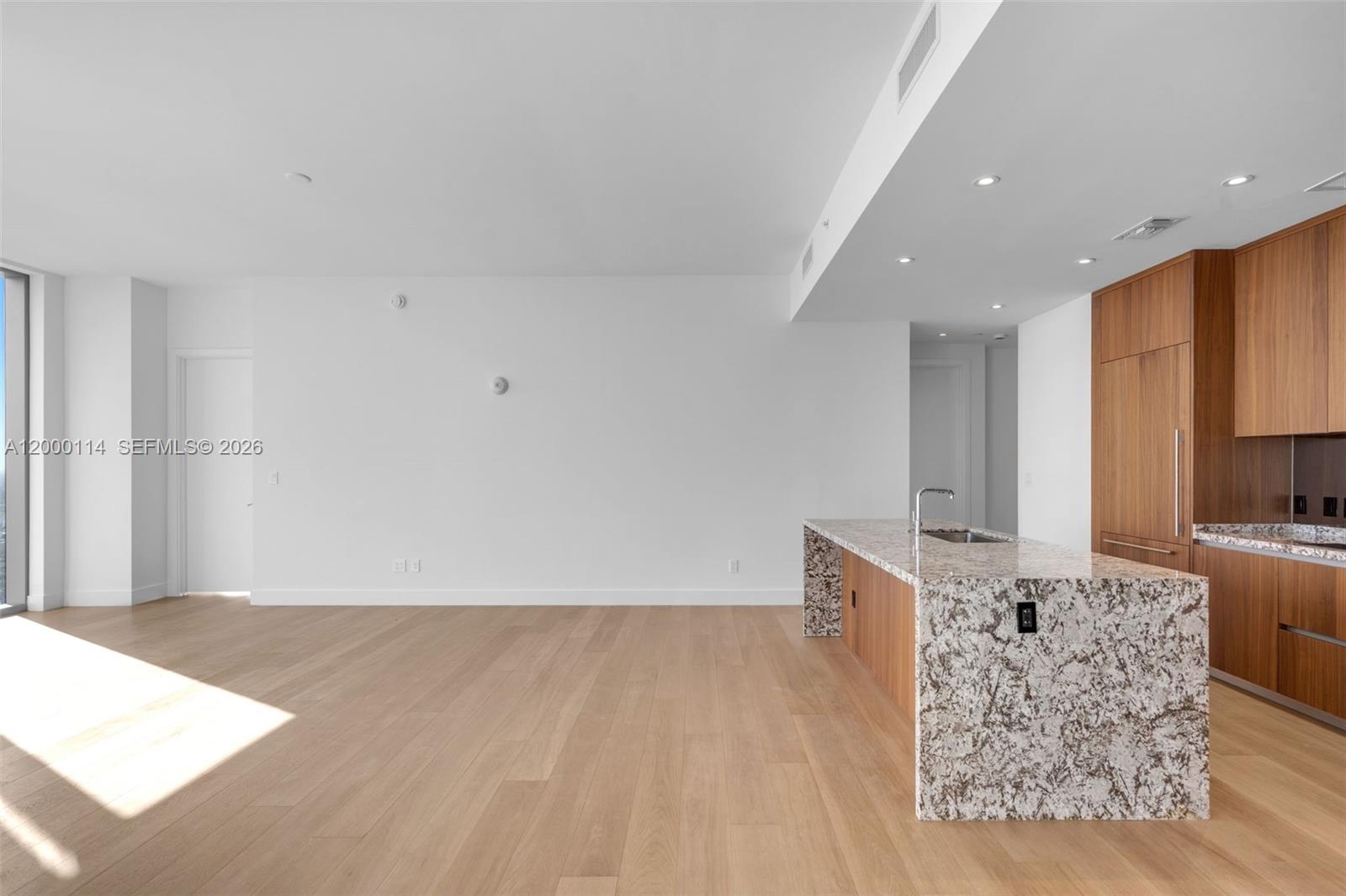 175 Southeast 25th Road, Unit 3003 Miami, FL 33129 - Photo 9 of 90