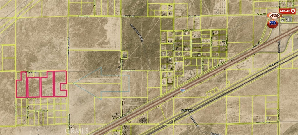 38870 Mountain View Road Newberry Springs, CA 92365 - Photo 3 of 19 a bathroom with a shower