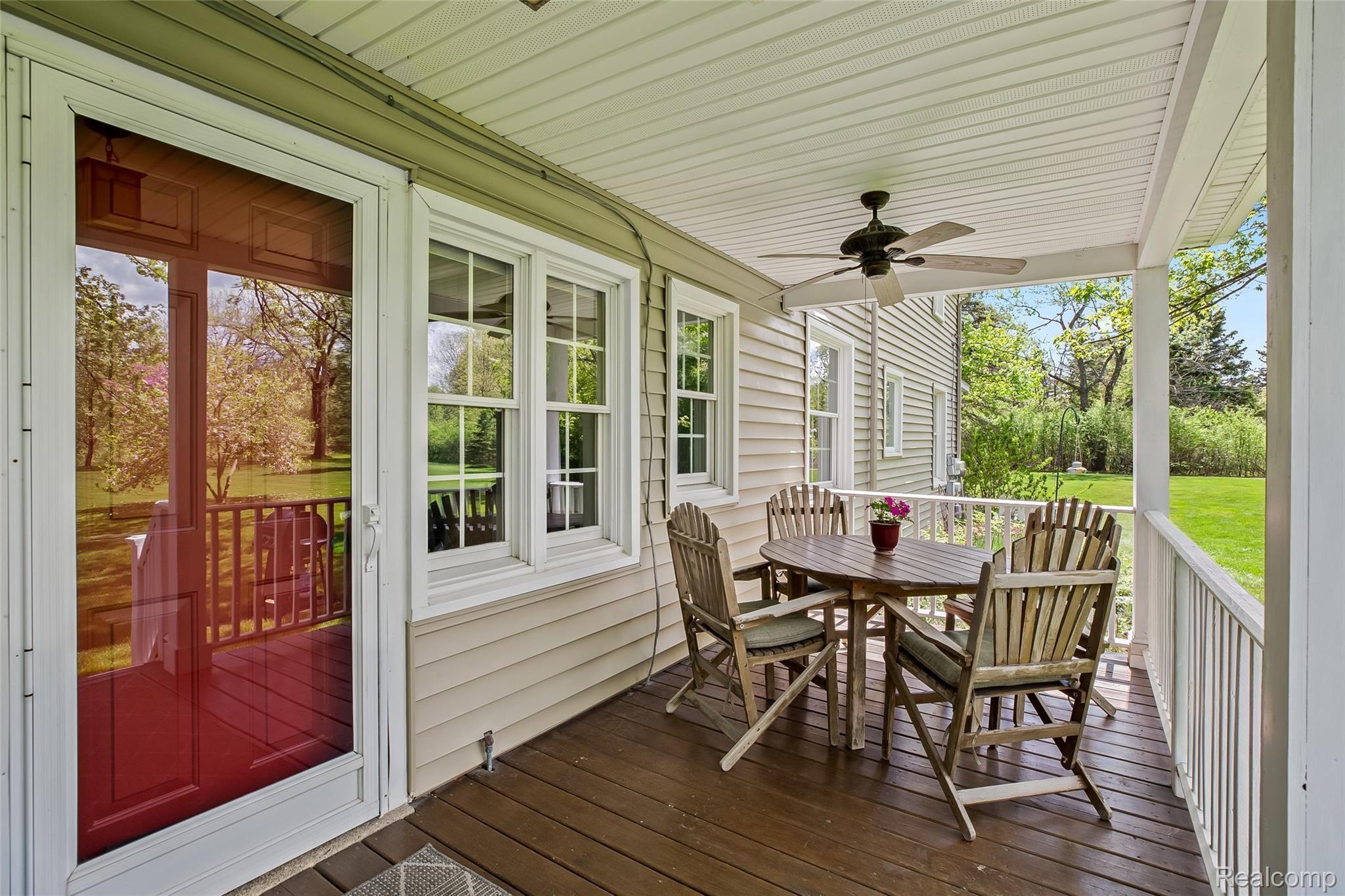 6857 Napier Road Plymouth, MI 48170 - Photo 9 of 53 9.Porch