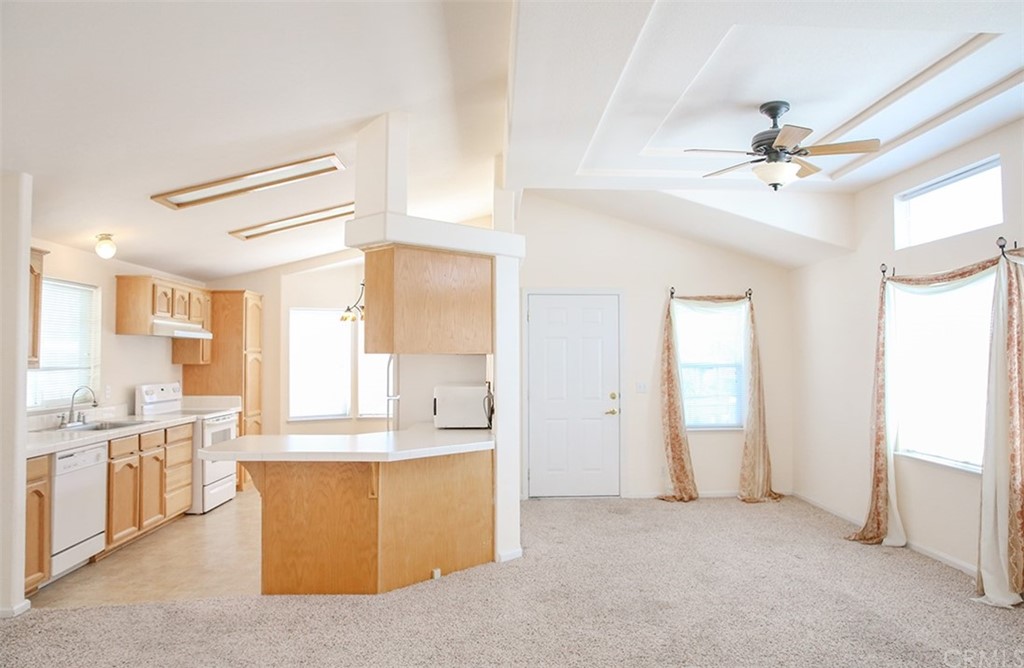 1226 Main Street, Unit 22 Cambria, CA 93428 - Photo 6 of 35