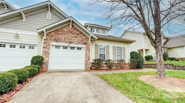 $358,000 | 300 Park View Drive, Belmont, NC 28012