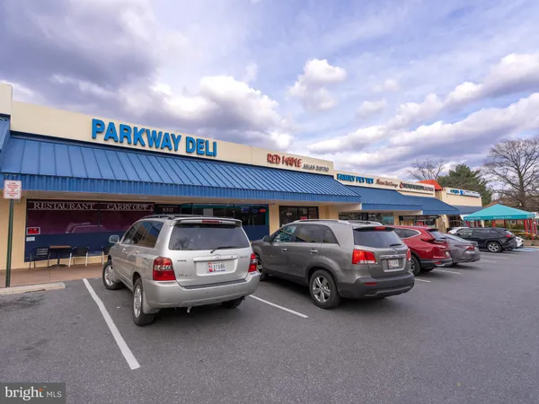 $1,499 | 2209 Washington Avenue, Unit 2209W, Silver Spring, MD 20910