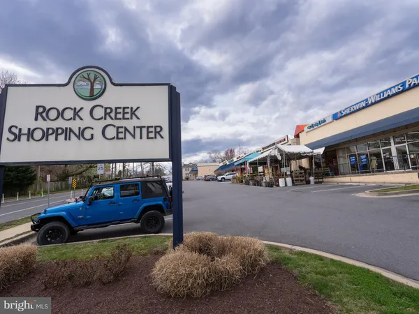 $1,499 | 2209 Washington Avenue, Unit 2209W, Silver Spring, MD 20910