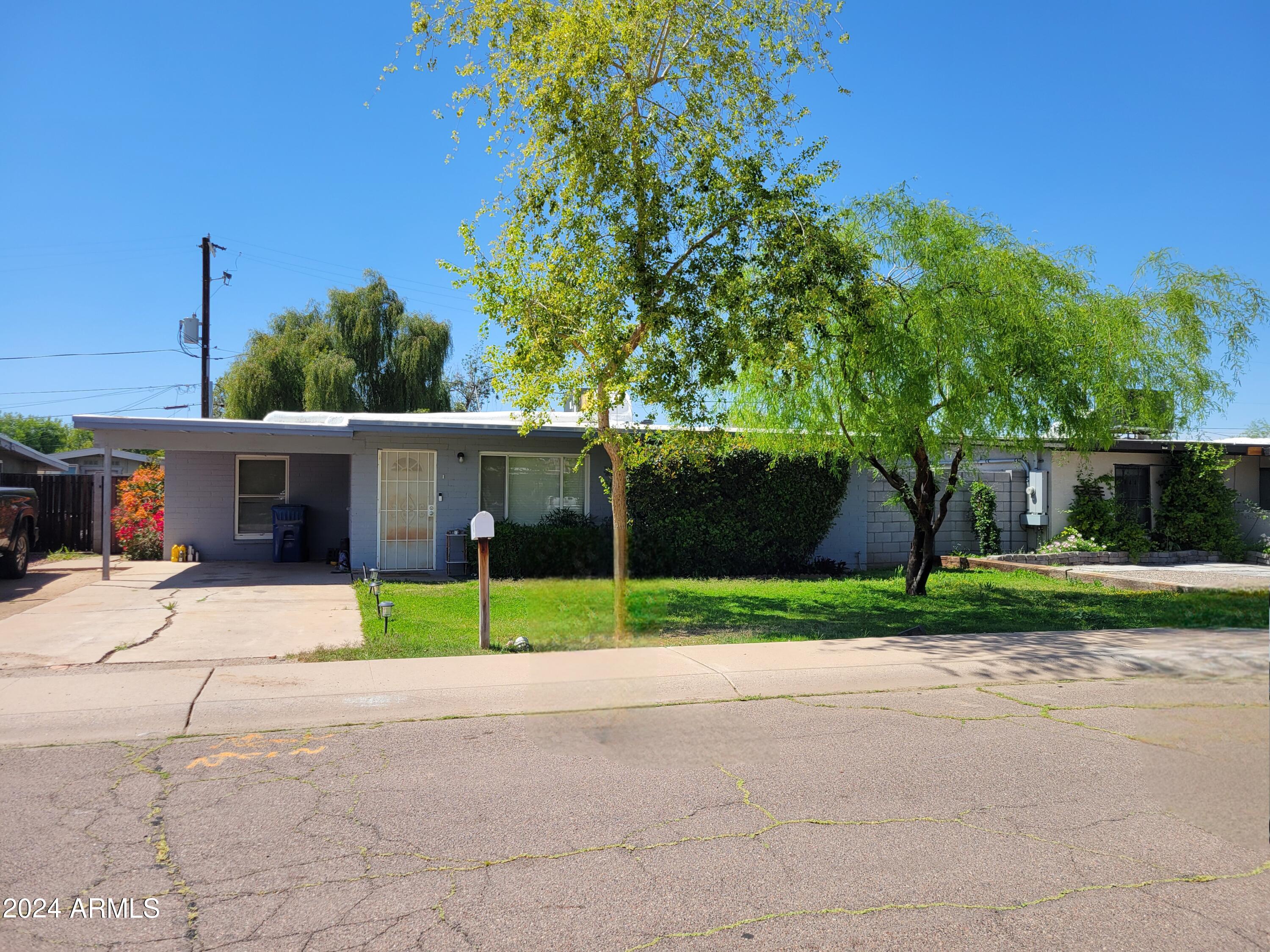 410 South Robert Road Tempe, AZ 85281 - Photo 1 of 11 20240408_132505 (003)