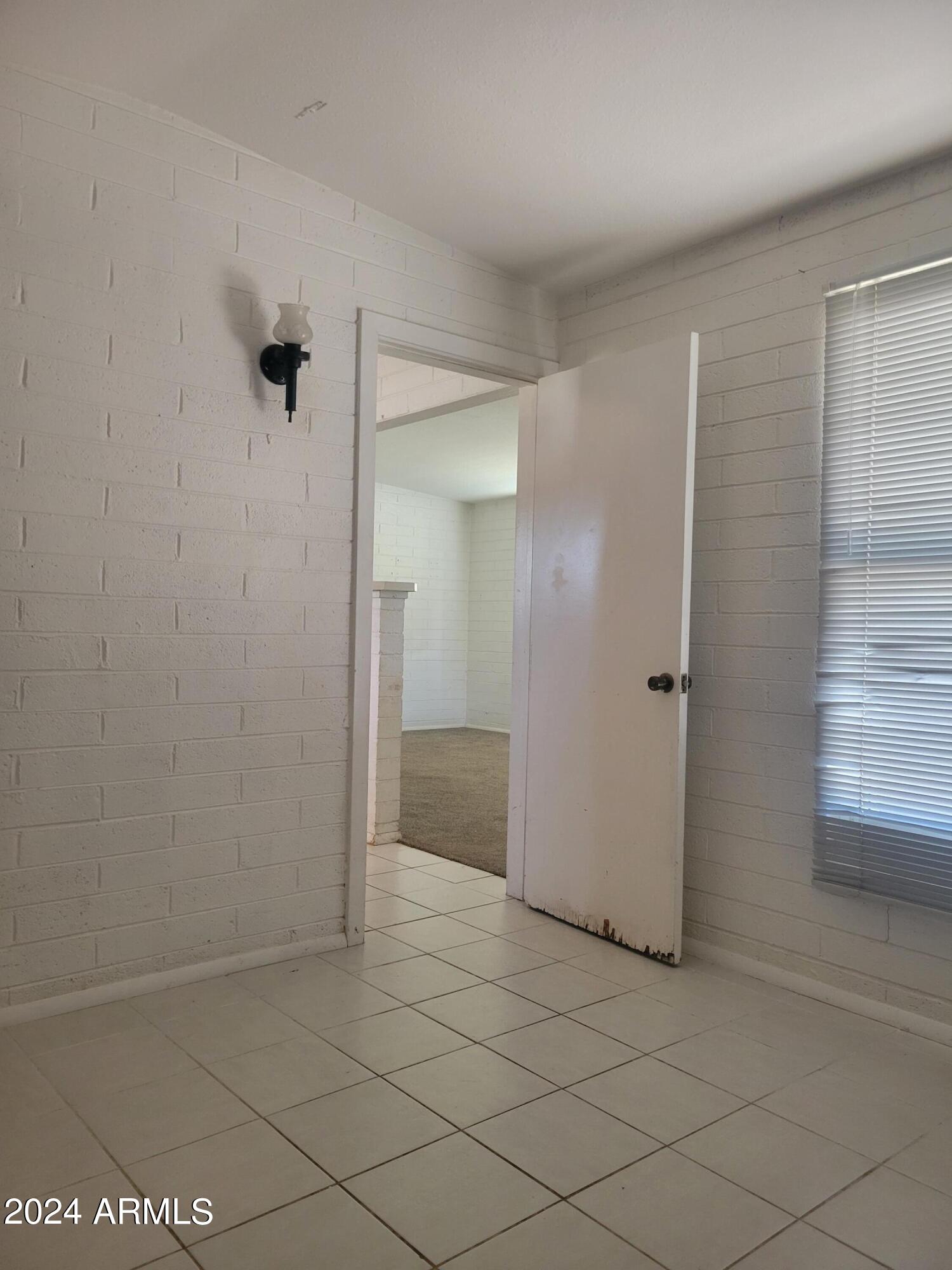 410 South Robert Road Tempe, AZ 85281 - Photo 6 of 11 20240912_145233
