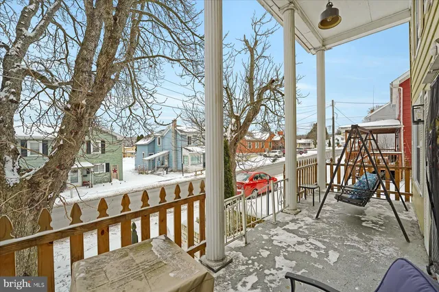 a view of an outdoor space with seating area