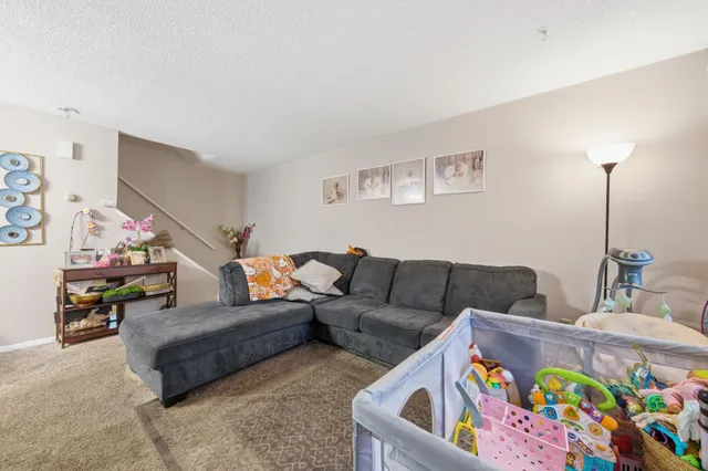 $190,000 | 13463 Zenith Lane, Eden Prairie, MN 55346