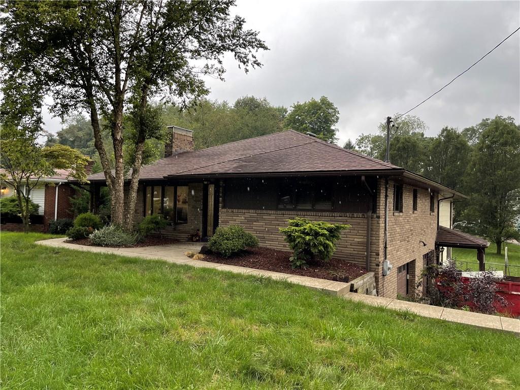 2318 Forest Grove Road Coraopolis, PA 15108 - Photo 1 of 25 Gallery Image 1