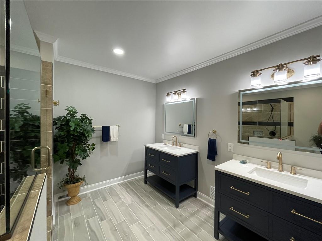 2318 Forest Grove Road Coraopolis, PA 15108 - Photo 13 of 25 Gallery Image 13