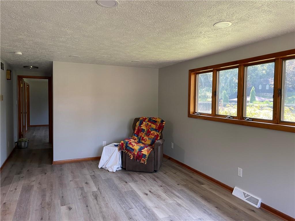 2318 Forest Grove Road Coraopolis, PA 15108 - Photo 21 of 25 Gallery Image 21