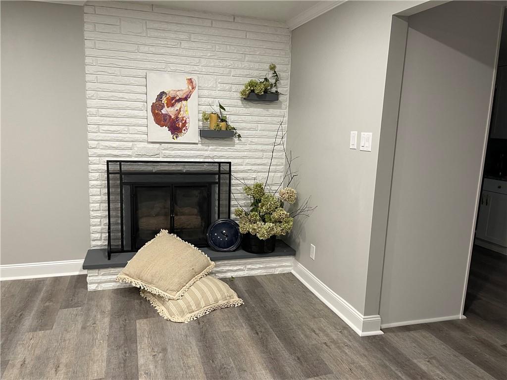 2318 Forest Grove Road Coraopolis, PA 15108 - Photo 4 of 25 Gallery Image 4