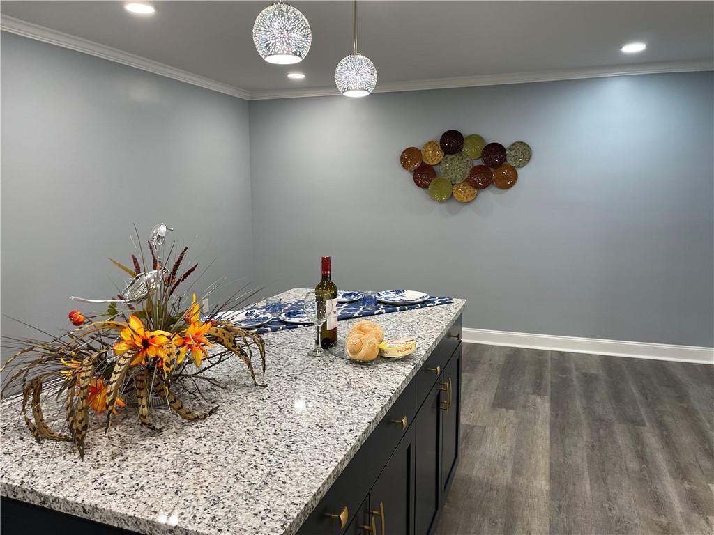 2318 Forest Grove Road Coraopolis, PA 15108 - Photo 7 of 25 Gallery Image 7