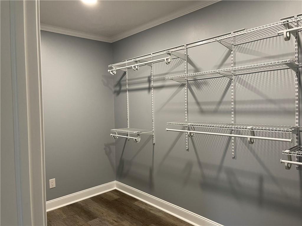 2318 Forest Grove Road Coraopolis, PA 15108 - Photo 10 of 25 Gallery Image 10