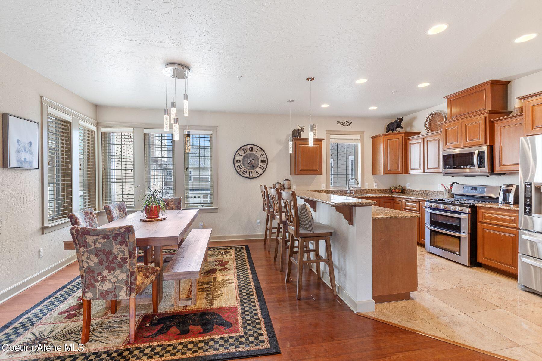 4445 Greenchain Loop, Unit 2 Coeur D'Alene, ID 83814 - Photo 1 of 1 Light and Bright Entertaining Area