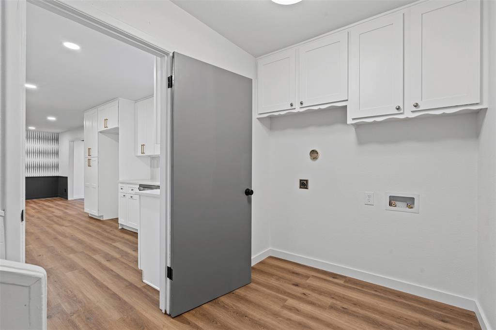 4920 Rector Avenue Fort Worth, TX 76133 - Photo 24 of 37 a view of kitchen and wooden floor