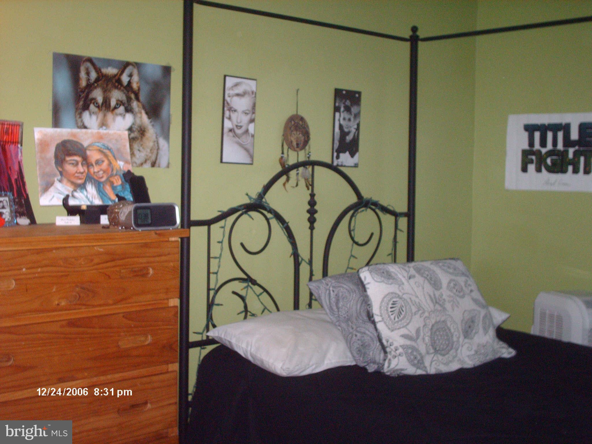 2888 Uniontown Road Westminster, MD 21158 - Photo 14 of 27 Bedroom