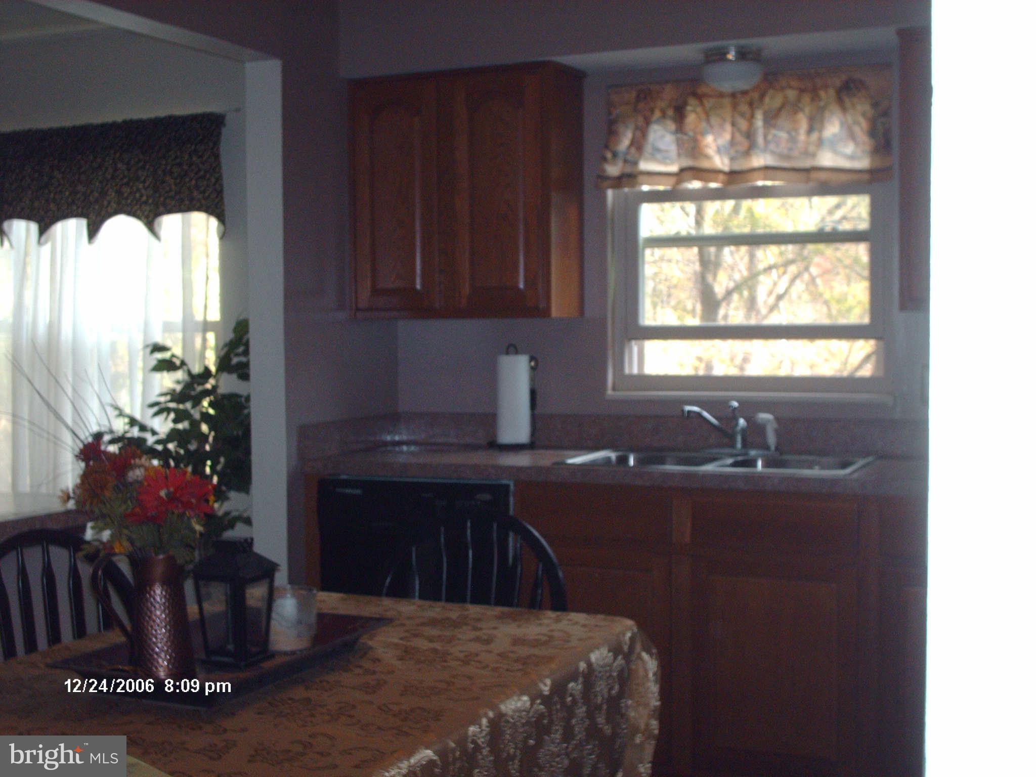2888 Uniontown Road Westminster, MD 21158 - Photo 9 of 27 Kitchen