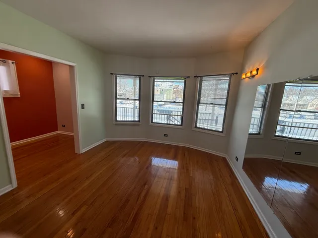 $1,875 | 840 North Austin Boulevard, Unit 1, Oak Park, IL 60302