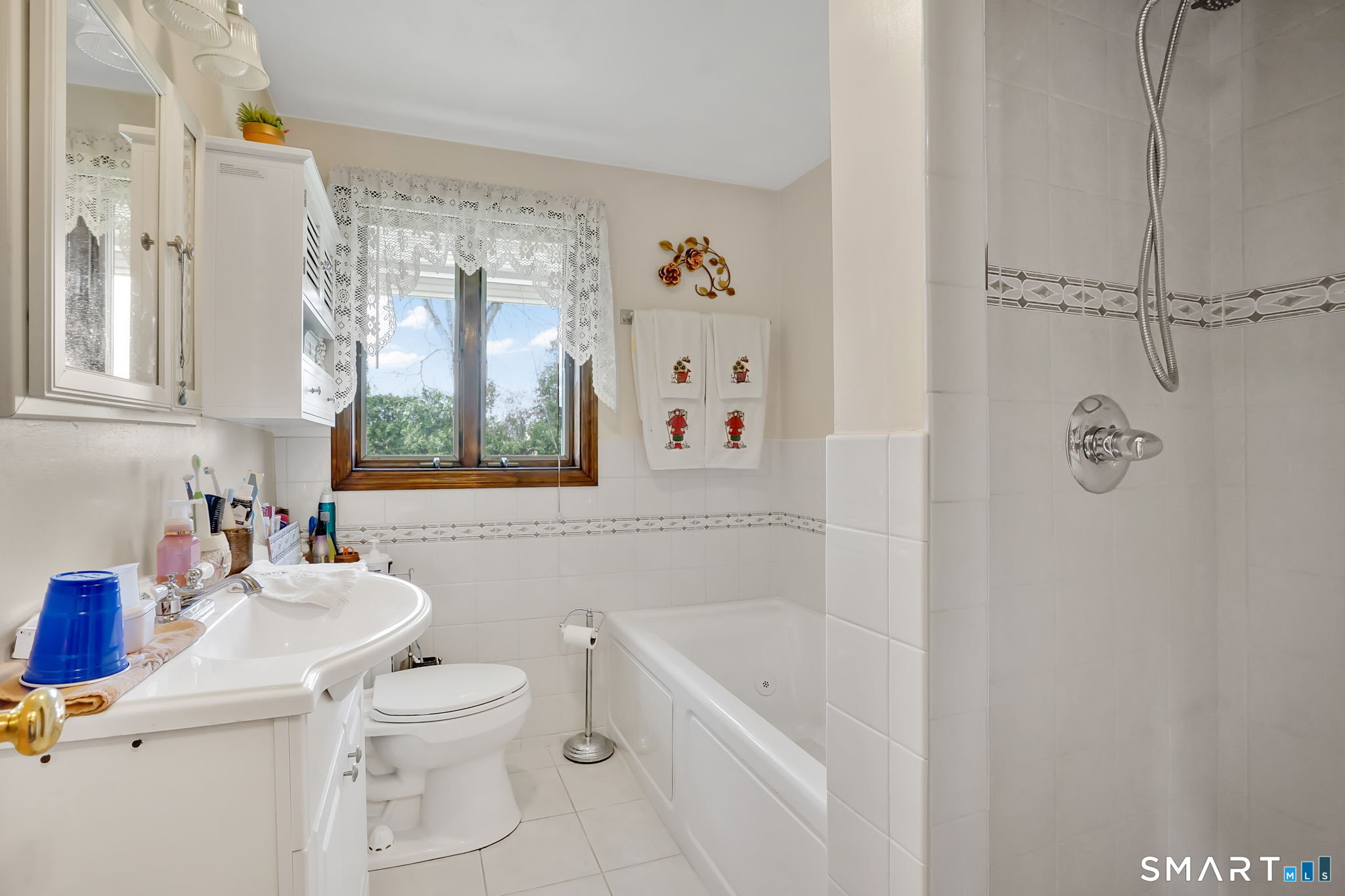 3 Riviera Drive Enfield, CT 06082 - Photo 12 of 24