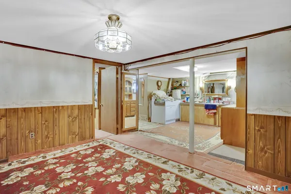 $349,900 | 3 Riviera Drive, Enfield, CT 06082