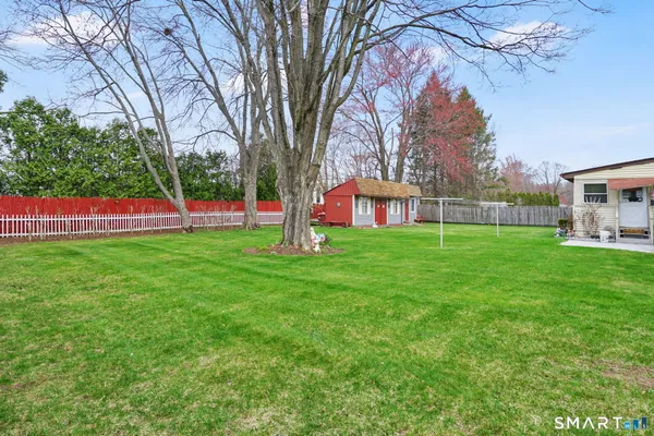 $349,900 | 3 Riviera Drive, Enfield, CT 06082