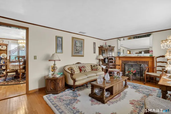$349,900 | 3 Riviera Drive, Enfield, CT 06082