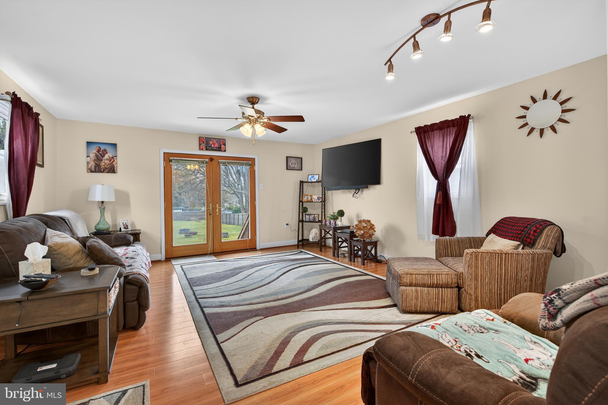 109 East Mill Road Maple Shade, NJ 08052 - Photo 16 of 31