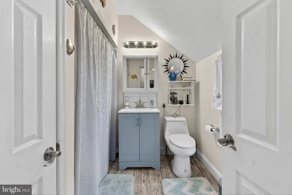 $449,900 | 109 East Mill Road, Maple Shade, NJ 08052