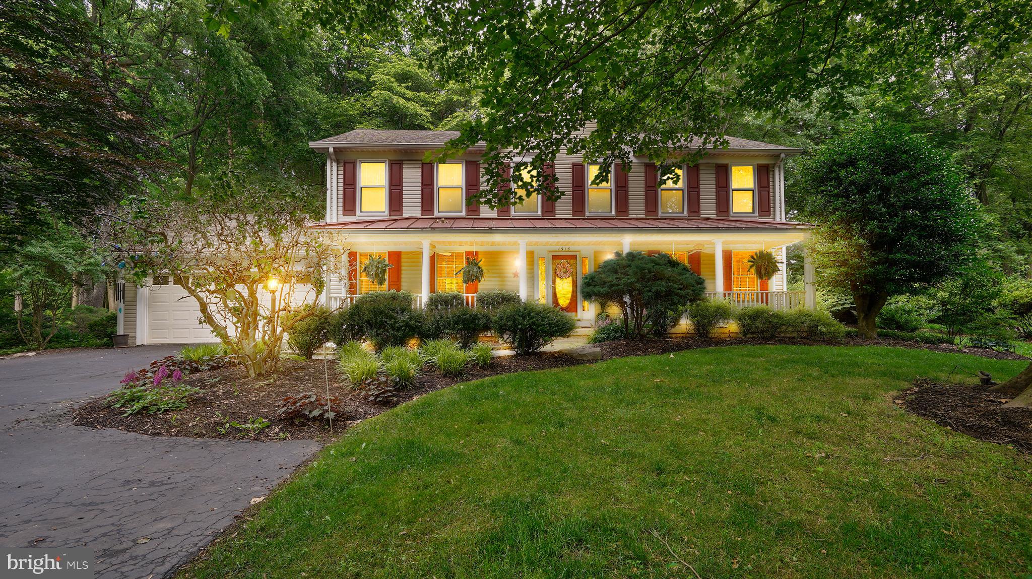 1515 Stuart Road Reston, VA 20194 - Photo 2 of 81 Beautiful, Private & with Lots of Bells & Whistles