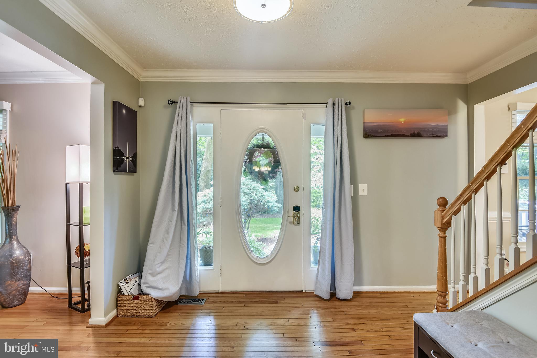 1515 Stuart Road Reston, VA 20194 - Photo 17 of 81 Foyer