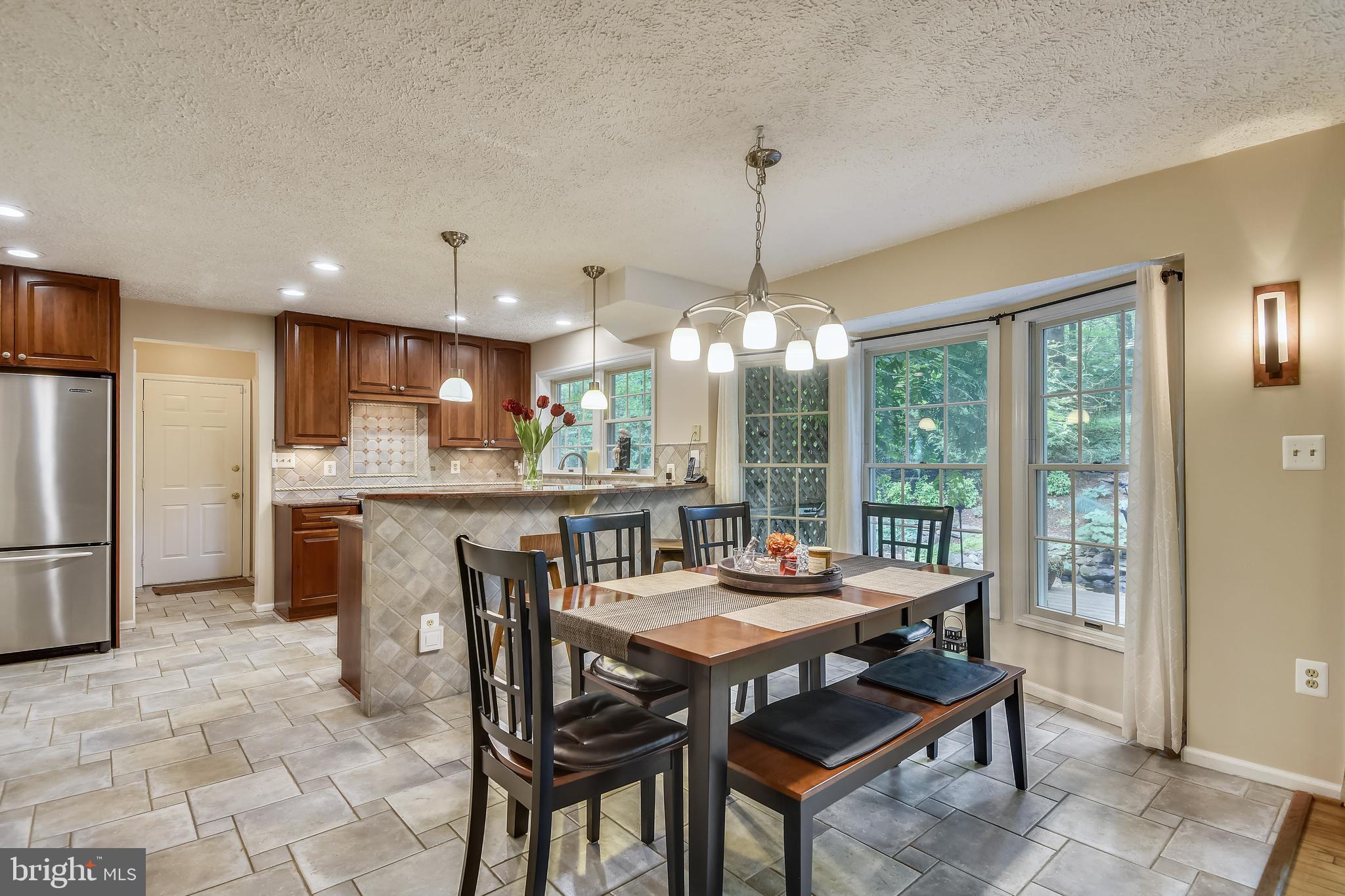 1515 Stuart Road Reston, VA 20194 - Photo 19 of 81 Litchen & Dining