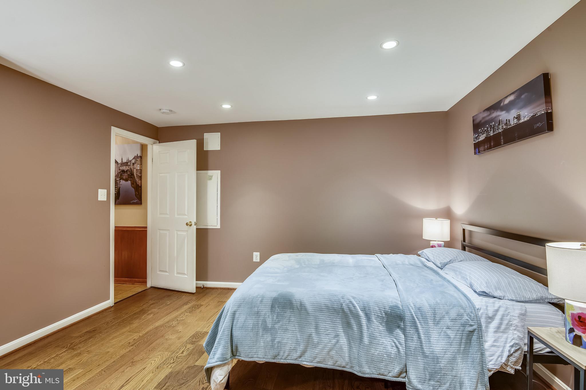 1515 Stuart Road Reston, VA 20194 - Photo 37 of 81 Lower Lvl Legal BR#5 with backdoor egress