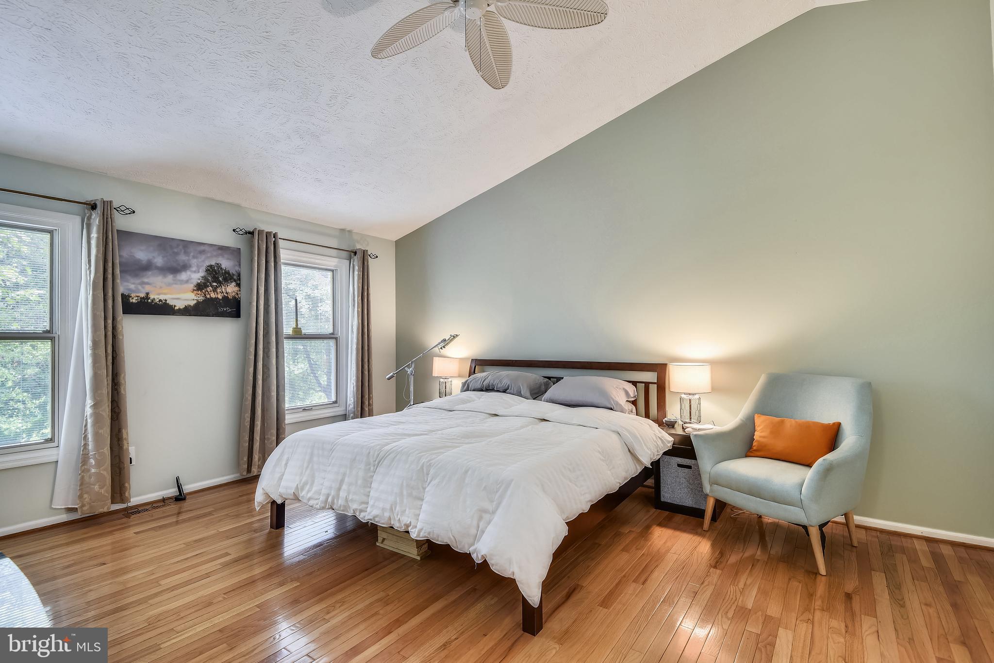 1515 Stuart Road Reston, VA 20194 - Photo 49 of 81 Big Primary Bedrom w/2 walk-l-in closets