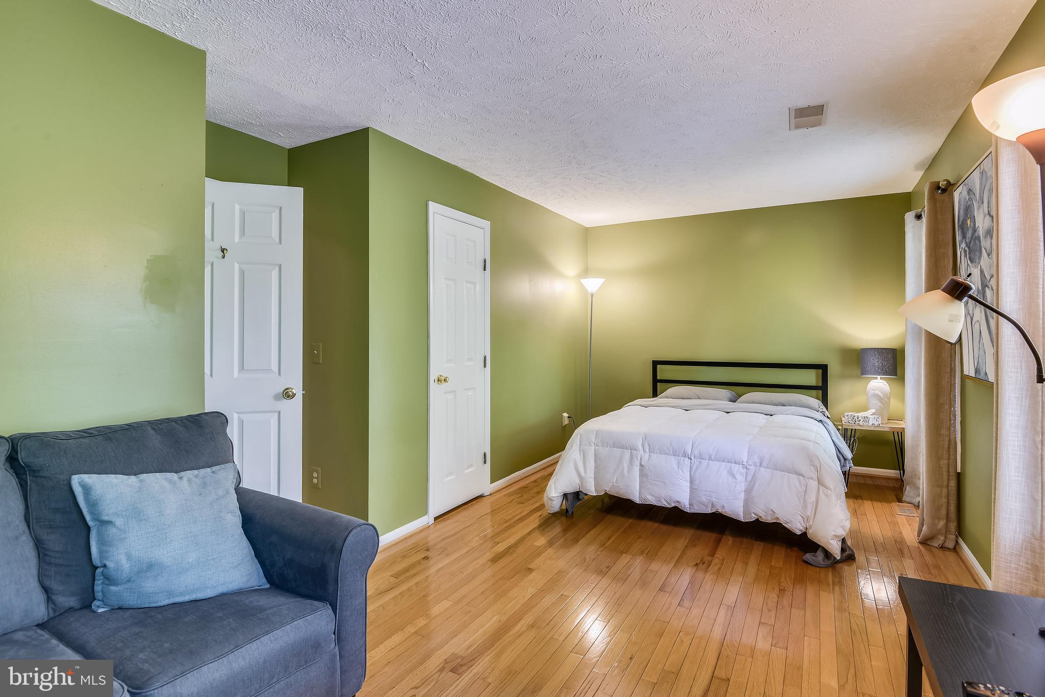 1515 Stuart Road Reston, VA 20194 - Photo 54 of 81 Upper Lvl Big BR #2