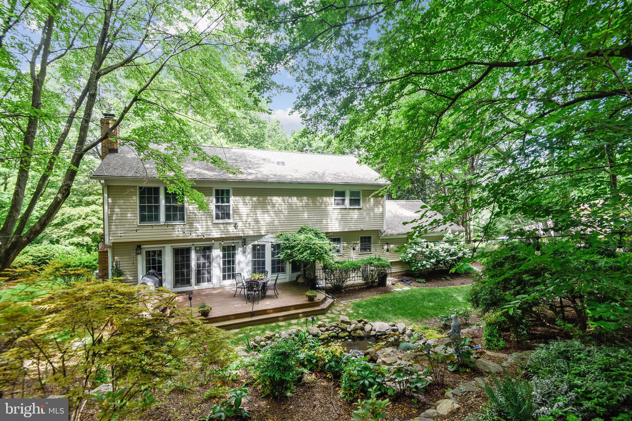 1515 Stuart Road Reston, VA 20194 - Photo 7 of 81 Private Backyard Setting; Great Landscaping!