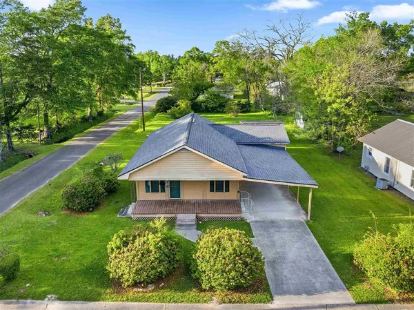 $125,000 | 202 Gill Street, Dequincy, LA 70633